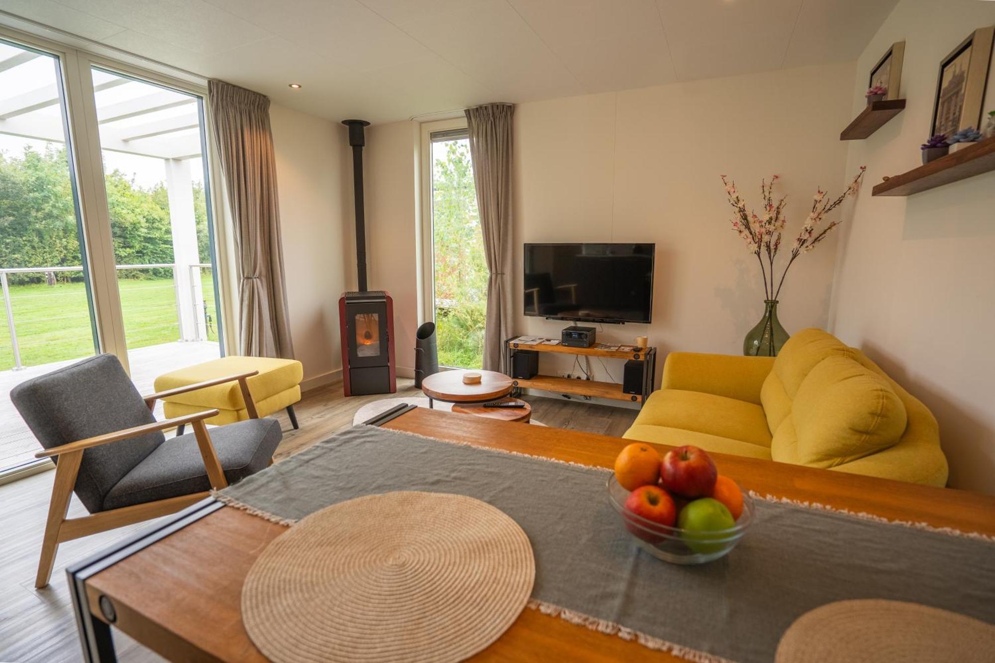 Antonius Hoeve Chalets Oudenbosch Экстерьер фото